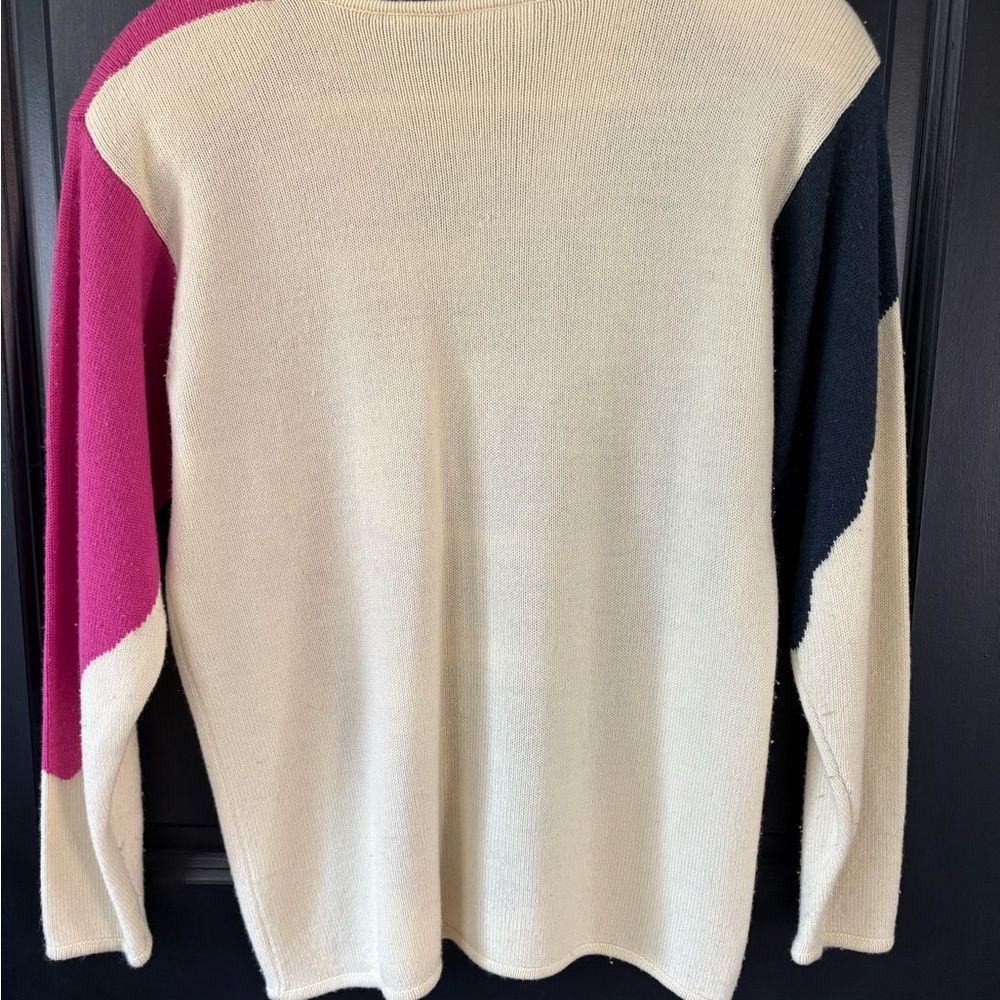 Vintage Abstract Sweater in Pink, Cream, and Navy Blue Petite Medium - Picture 5 of 6